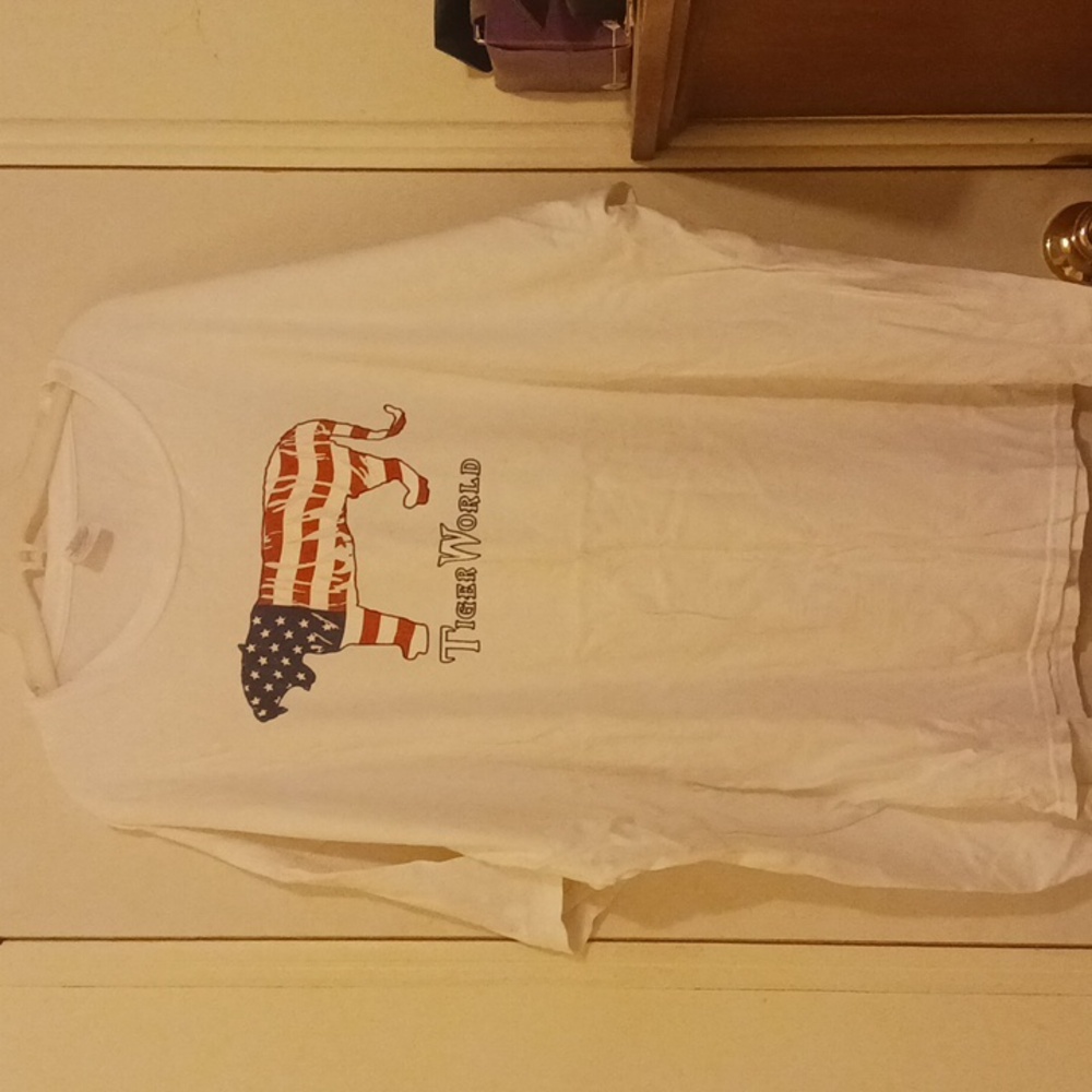 Men's tiger design t shirt